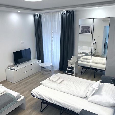 Jobelhome Liszt Apartment Budapeste Exterior foto